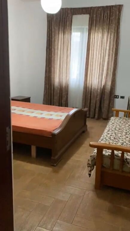 Studio apartment with separate kitchenette for rent on "Stavri Themeli" Street, behind Globe