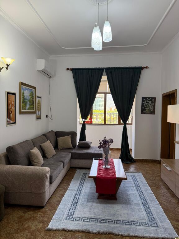 Apartment 1+1 with separate kitchen for rent in Bllok near Agimi cinema in Tirana (ID 4219230)