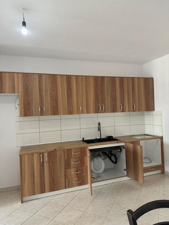 Appartamento 2+1 in affitto ad Astir !