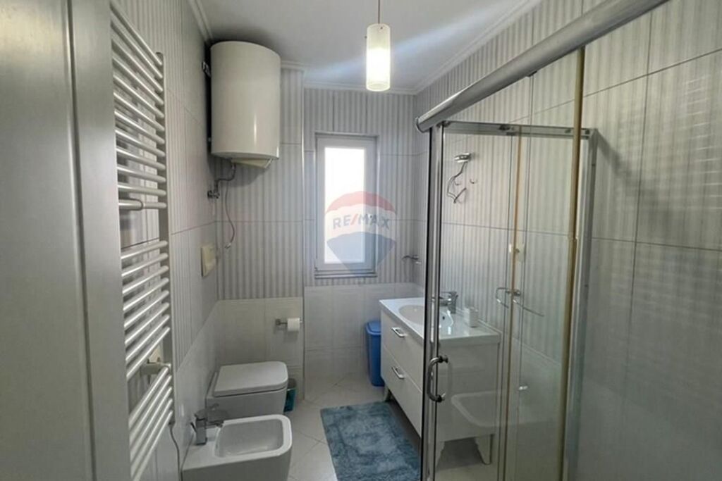 Apartment 2+1+2 for rent in Bllok !