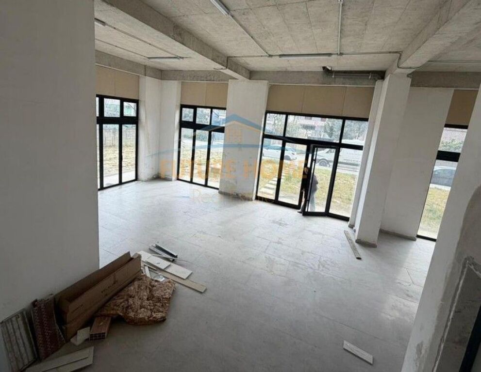 Affitto,Unità Commerciale,Via Dritan Hoxha,Tirana