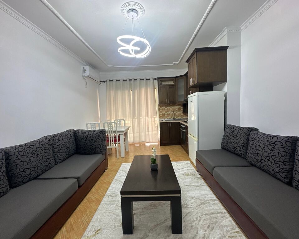 2+1/In affitto📍Fresku 📌40 000 lek