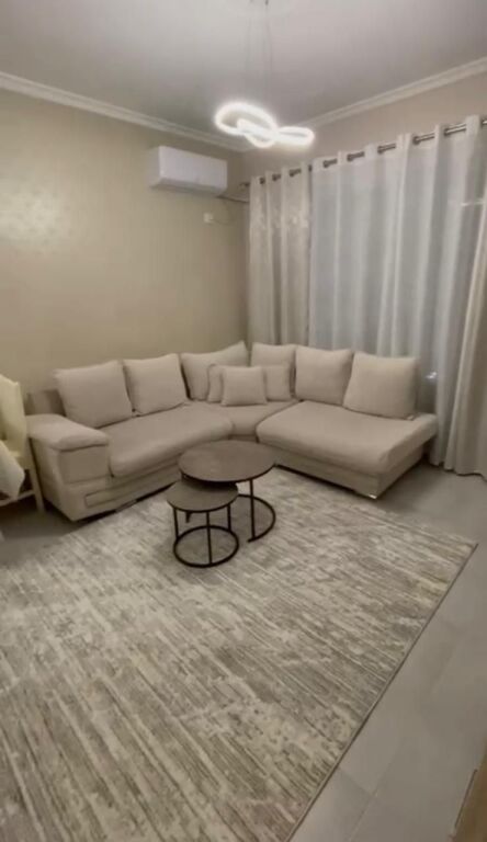 Affittasi appartamento 1+1, Yzberisht Complesso Molla Viale Migjeni.
