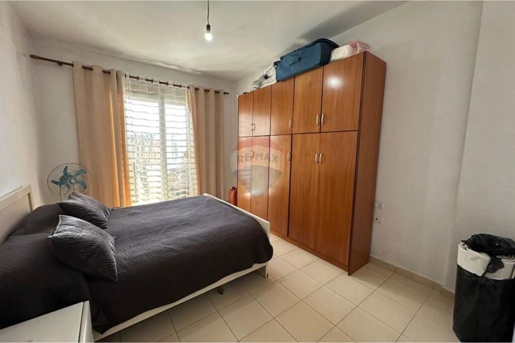 VENDIAMO APPARTAMENTO 2+1 I PALAZZI GIALLI!