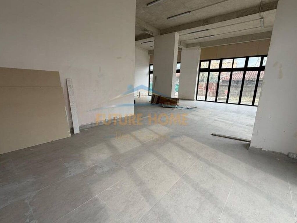 Affitto,Unità Commerciale,Via Dritan Hoxha,Tirana