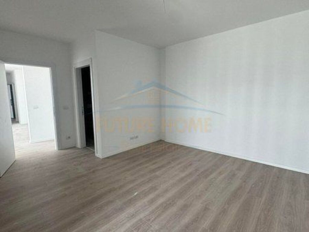 Shitet, Apartament 2+1+2, Akses Tirana, Ish Sheshi Shqiponja