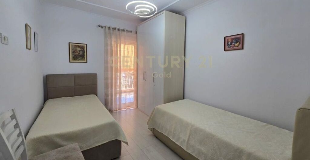 Apartament me qira 2+1 tek Selvia ,