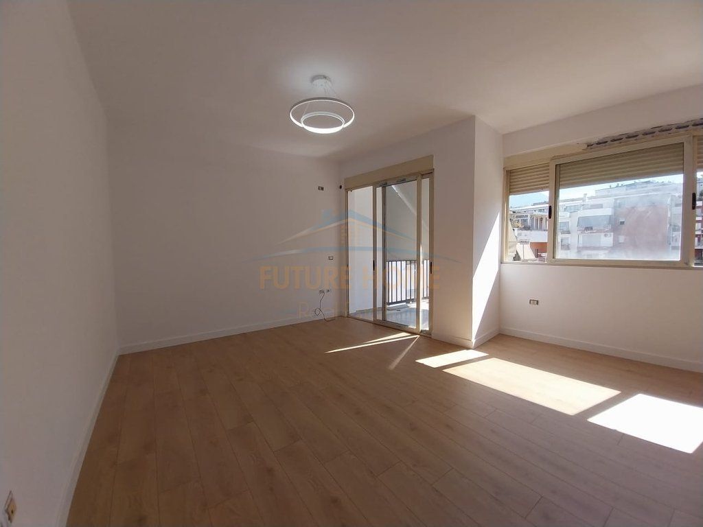 SHITET APARTAMENT 2+1+2,FRESK