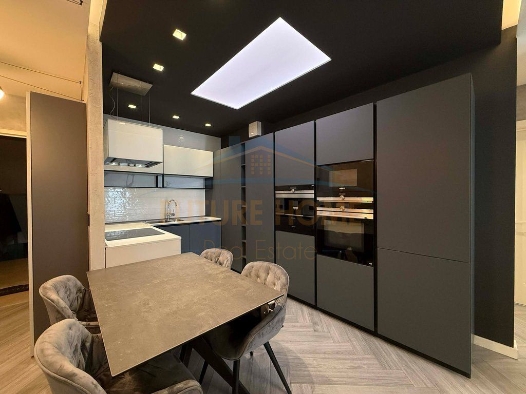 Shitet apartament 2+1+2 Fiori Di Bosko