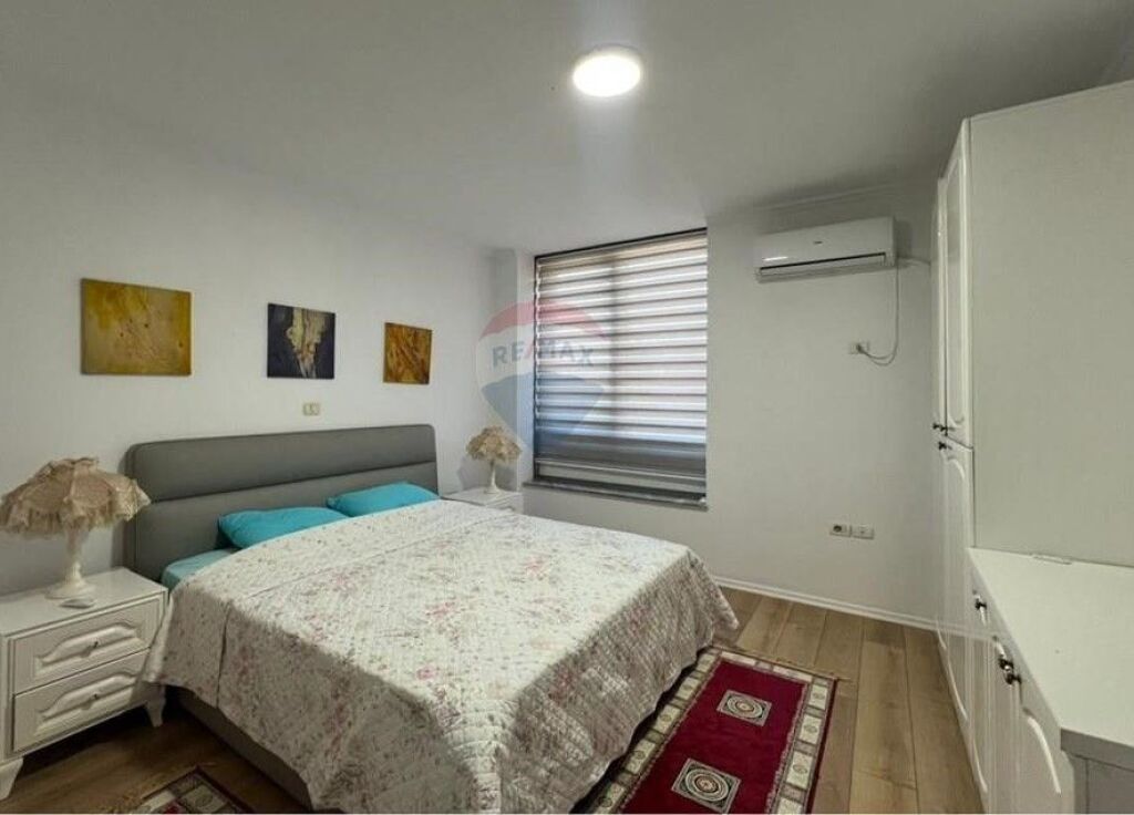 APARTMENT FOR RENT IN THE CENTER. ID: 530281057-72