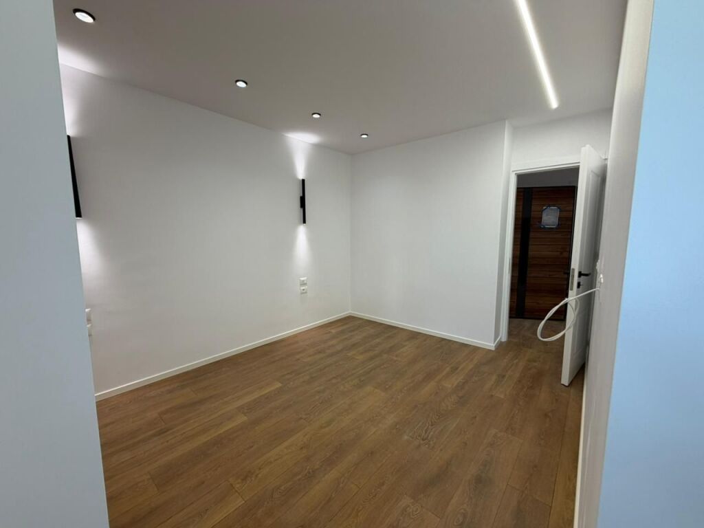 📣 FOR SALE Apartment 1+1 📍 Near 21-Dhjetorit ✨  💶 Price 155,000 Euro