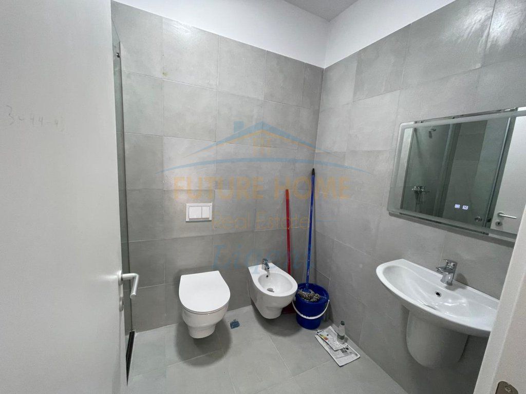 Rent, Apartment 2+1+Parking Space, Dry Lake, Tirana.