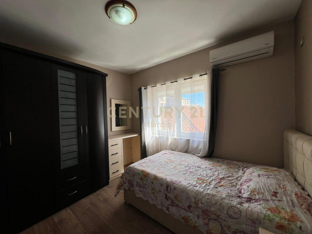 APPARTAMENTO 2+1+2 BAGNI IN VENDITA VICINO AL CENTRO PRESSO IL MUSEO DI DURRËS !