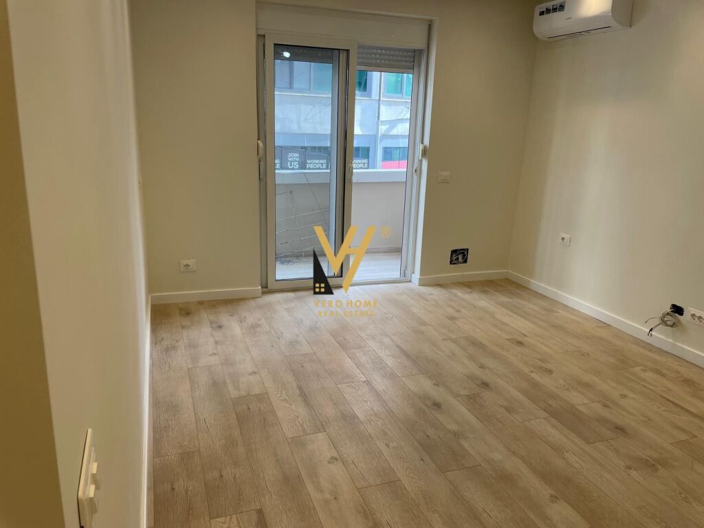 OFFICE 110 M2 FOR RENT ON THE 9TH FLOOR 120,000 LEKE