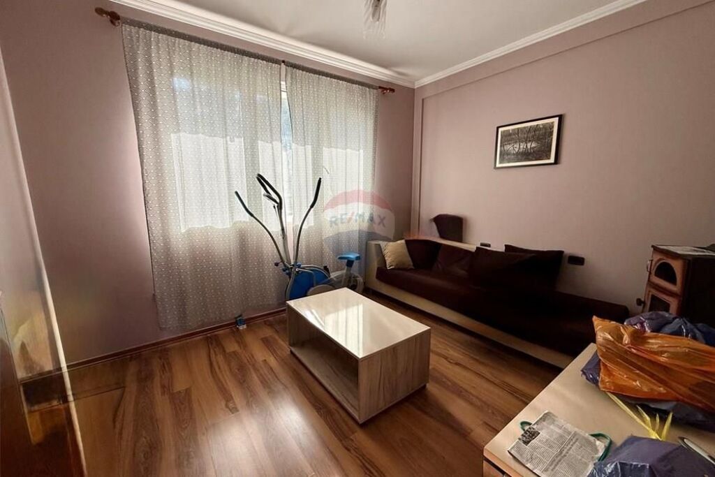 Villa su 3 piani in vendita a Sauk!