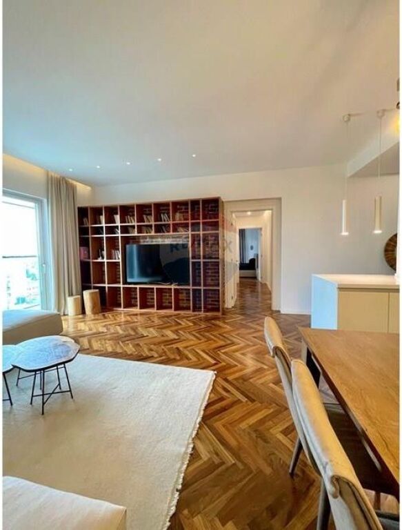 APARTAMENT 2+1 ME QIRA TEK AMBASADOR 3