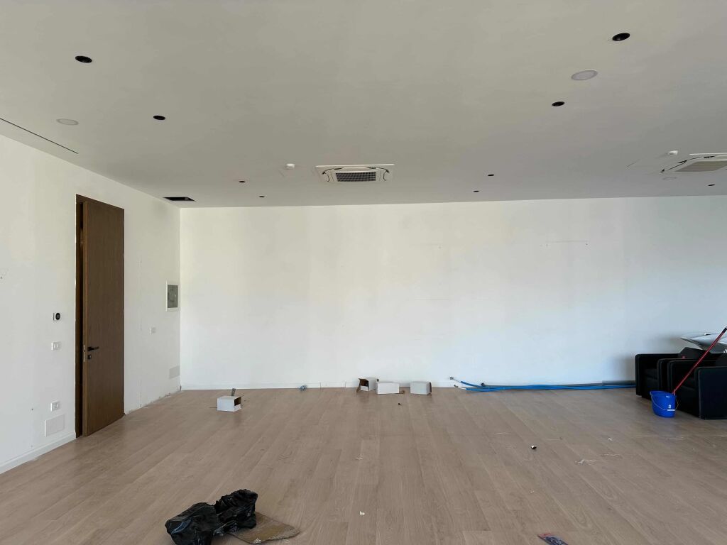 🏡 Office space for rent at Delijorgji Complex