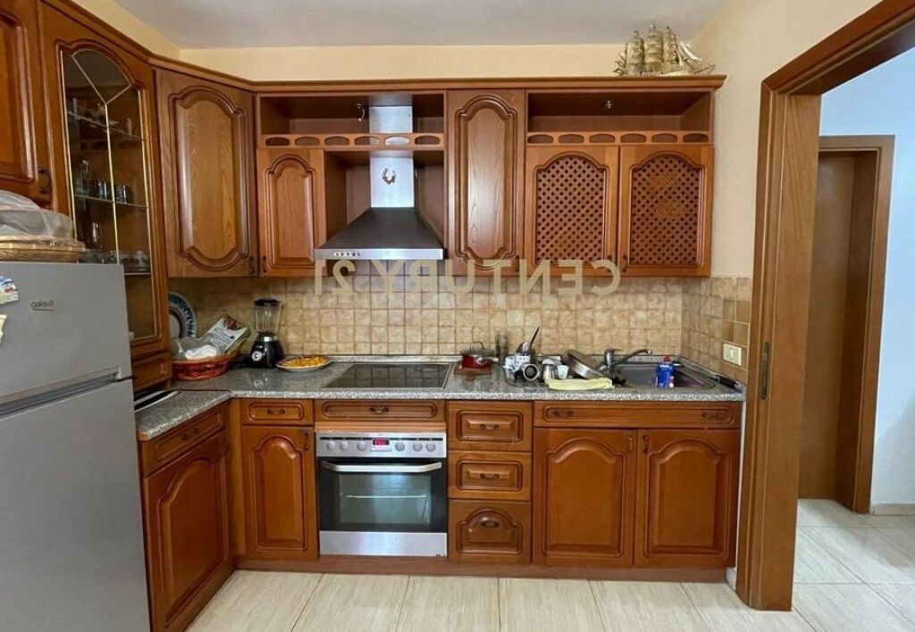 Apartment for rent 1+1, Kavaja Street