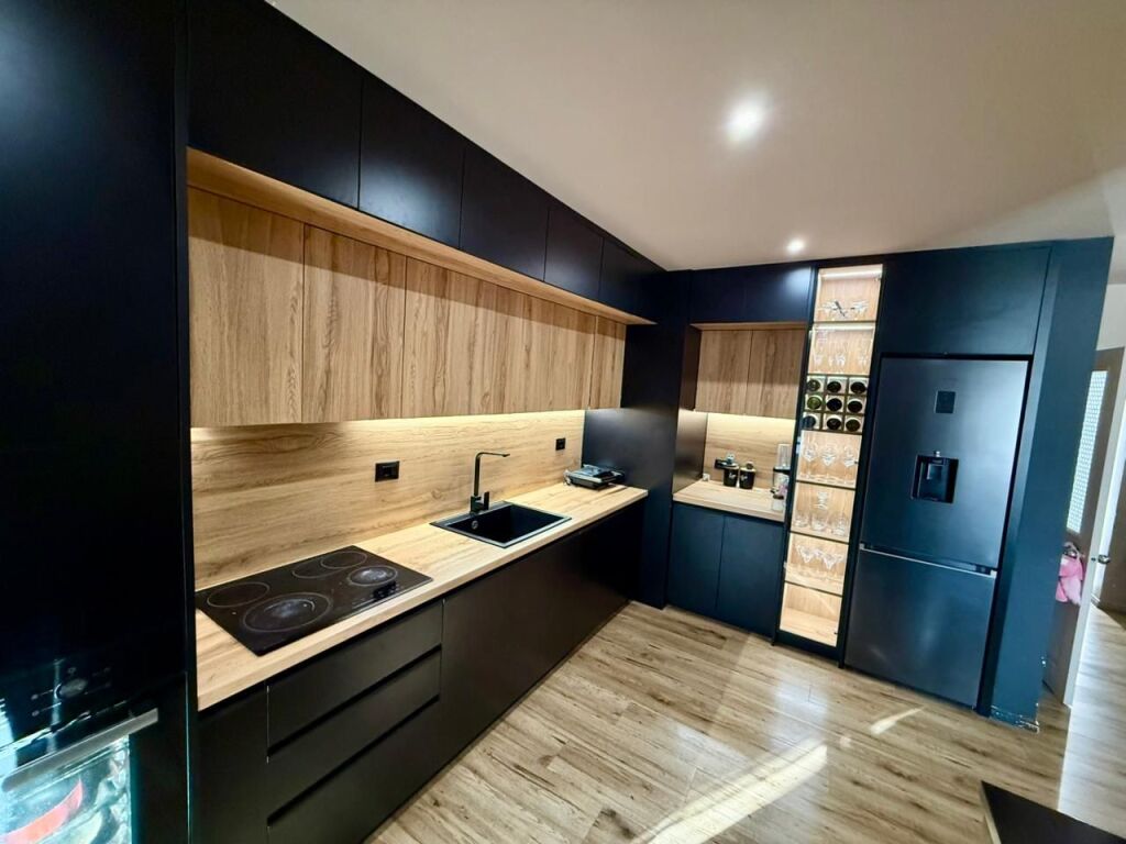 📣 FOR SALE Apartment 3+1+2 📍 Gintash Block, Laprake ✨💶 Price 200,000 Euro