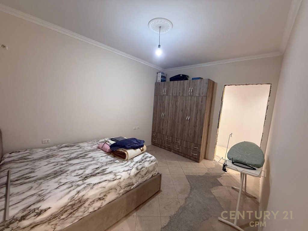 Apartment 3+1+2 +80m Veranda For sale in Fresk, Tirana