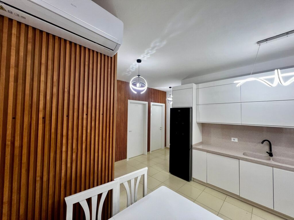 Apartament 2+1 me qira bulevardi i ri