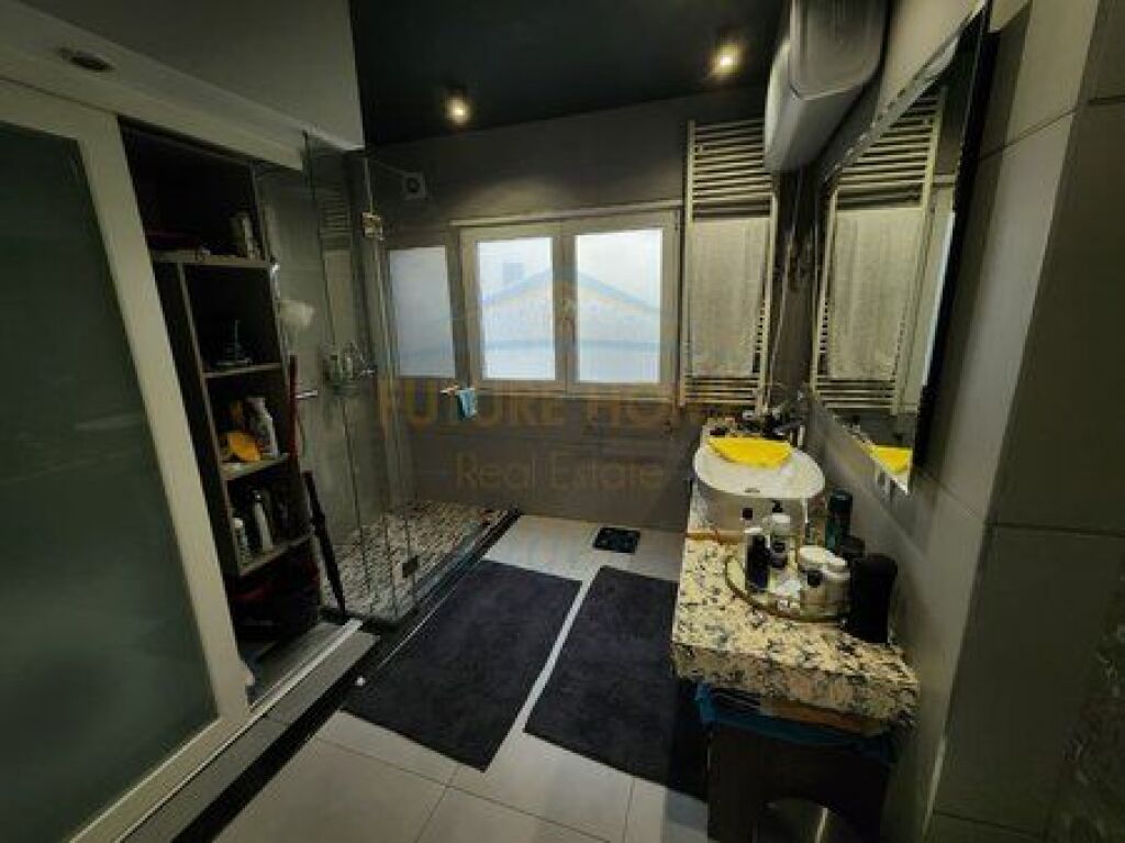 Shitet, Apartament 1+1, Liqeni i Thatë, Tiranë