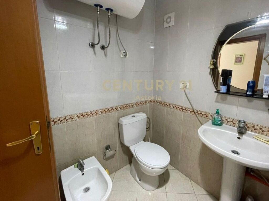 Apartment for rent 1+1, Kavaja Street