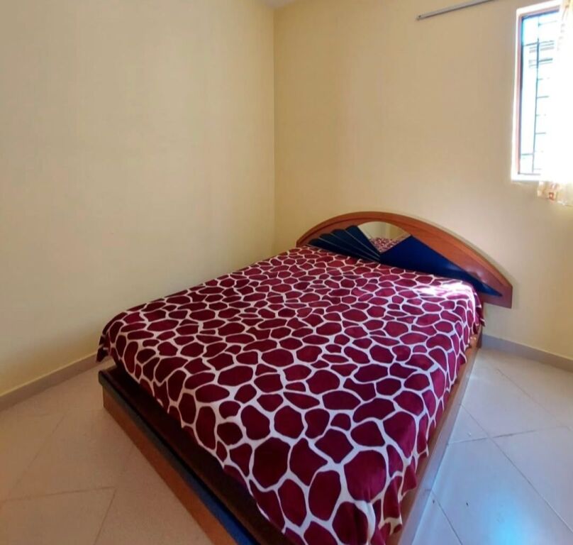 For rent entrance 1+1 near American Hospital 2