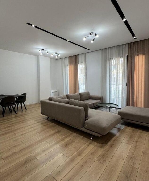 Appartamento 2+1 in affitto a Square 21
