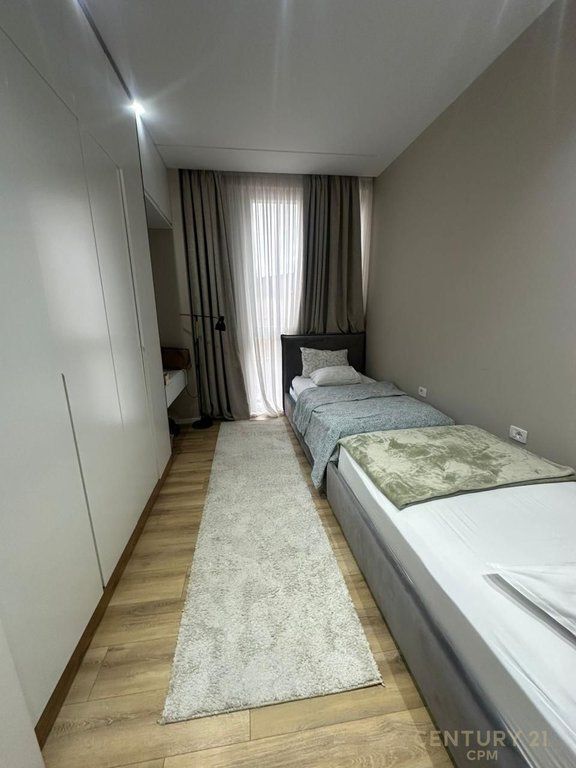 Appartamento 2+1+2 in vendita vicino a Square 21, Tirana