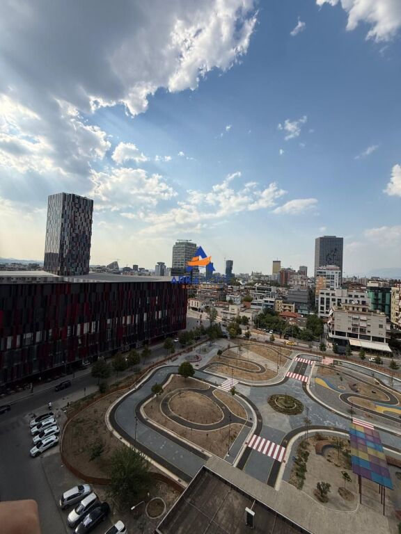 SHITET APARTAMENT 2+1+BALLKON+POST PARKIMI "TE AMBASADOR 3,STADIUMI AIR ALBANIA" 609.600 EURO
