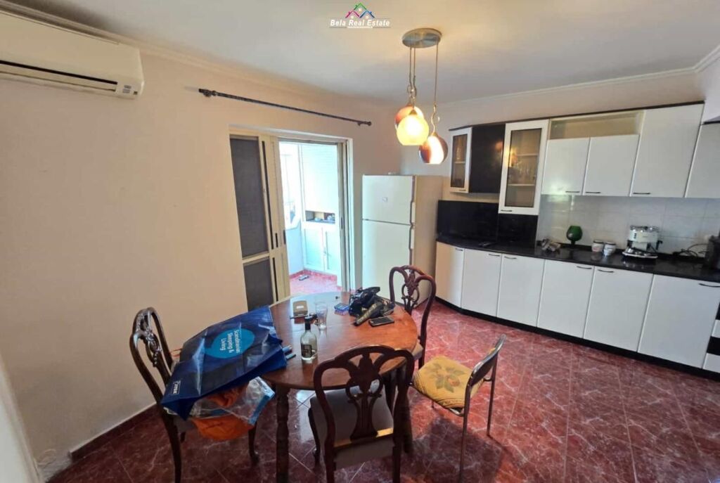 Apartament Ne Shitje 2+1 Ne Qender (ID B121215) Tirane
