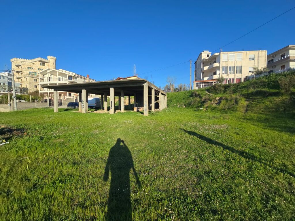 🏡 VENDESI KARABINA A ARAPAJ, DURRËS
