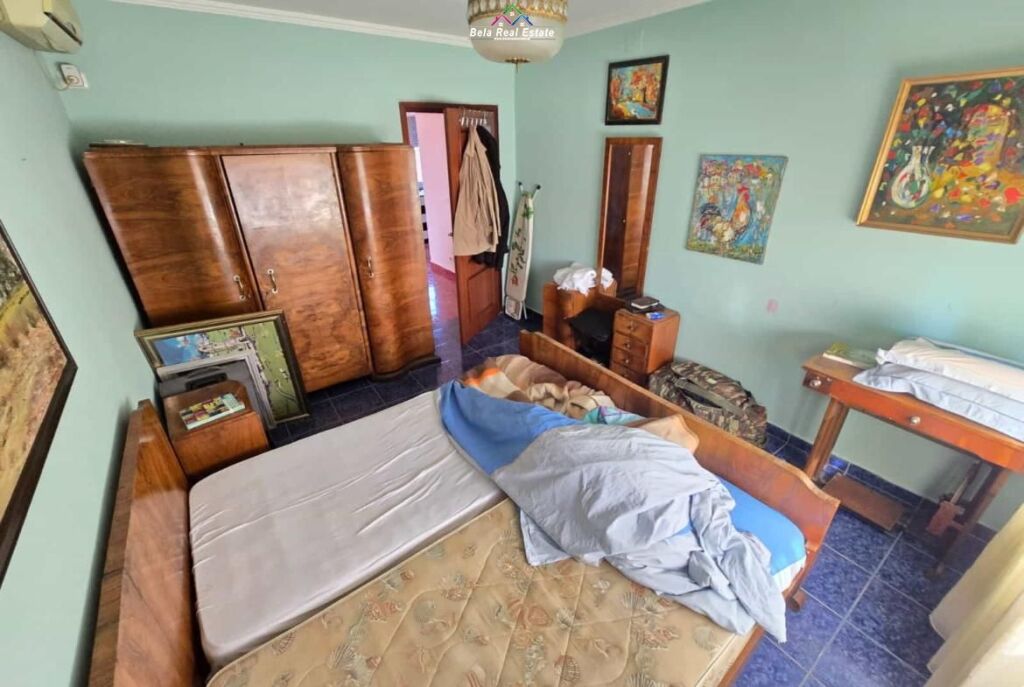 Apartament Ne Shitje 2+1 Ne Qender (ID B121215) Tirane