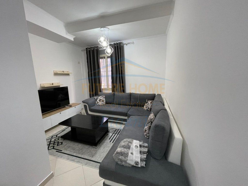 Affitto, Appartamento 1+1, Lago Secco, Tirana.