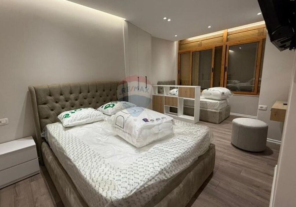Apartment - For Sale - Commune of Paris, Tirana ID: 530481001-1310
