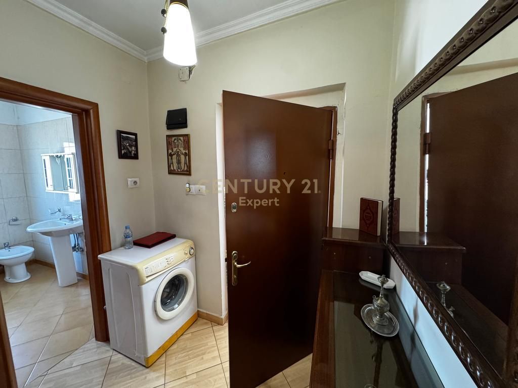 1+1 FOR RENT AT SIRI KODRA, OPPOSITE POLYCLINIC NO. 4