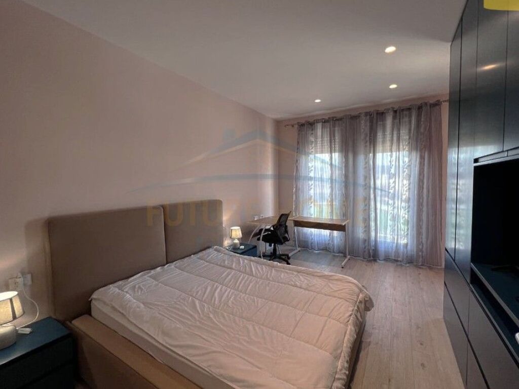 Qera, Apartament 1+1+Post Parkimi, Foleja e Gjelbër, Zogu i Zi, Tiranë.