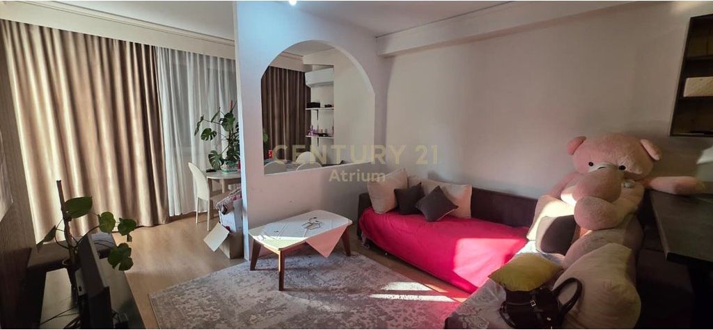Apartment 1+1 for Rent in Porcelan, Building with Elevator