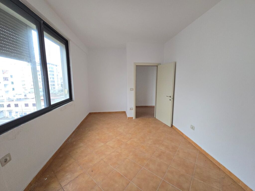 🏡 APPARTAMENTO 2+1 IN VENDITA – VICINO ALLA DIREZIONE DELLA POLIZIA, DURRËS