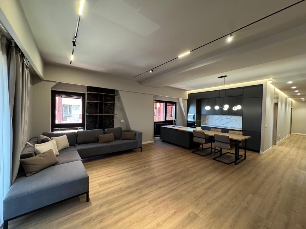 Apartment 2+1+2 for sale Tirana Garden Building, Rruga e Kavajes