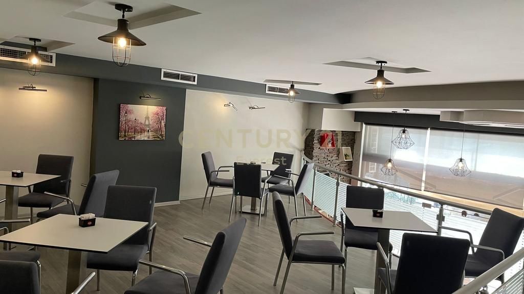 LAPRAKE, WE RENT BAR-CAFE
