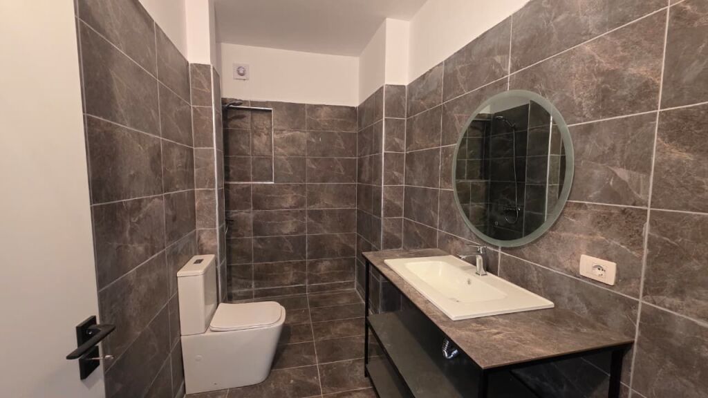 Appartamento 2+1 in vendita vicino al Porto & Marina di Vlora