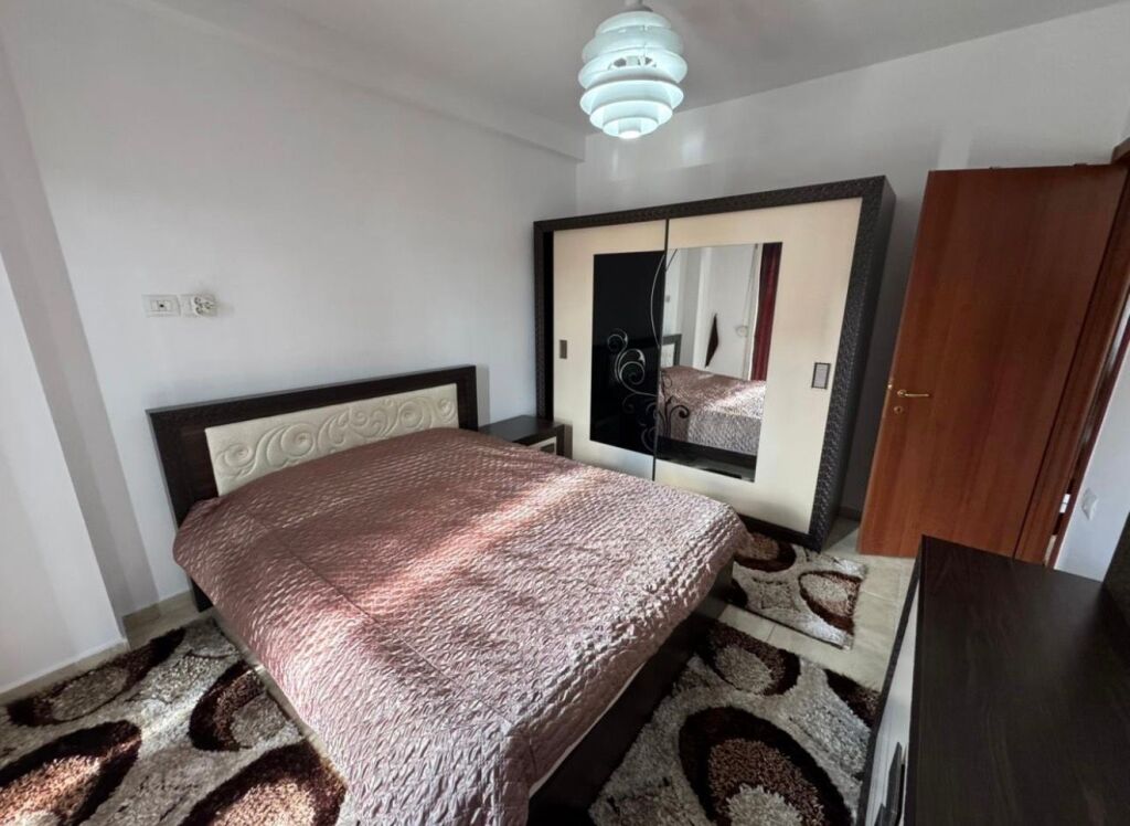 2+1,furnished,at the Asllan Rusi building Laprake,price 500 euro