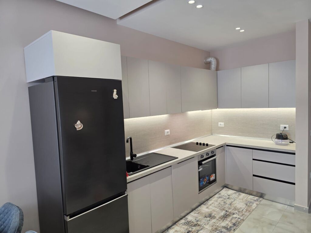 Apartment 1+1 for rent in Aura Complex, Laprakë.