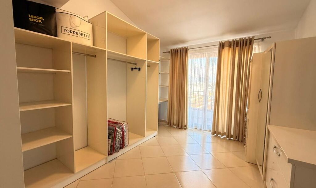 Villa in affitto a Kodra e Diellit