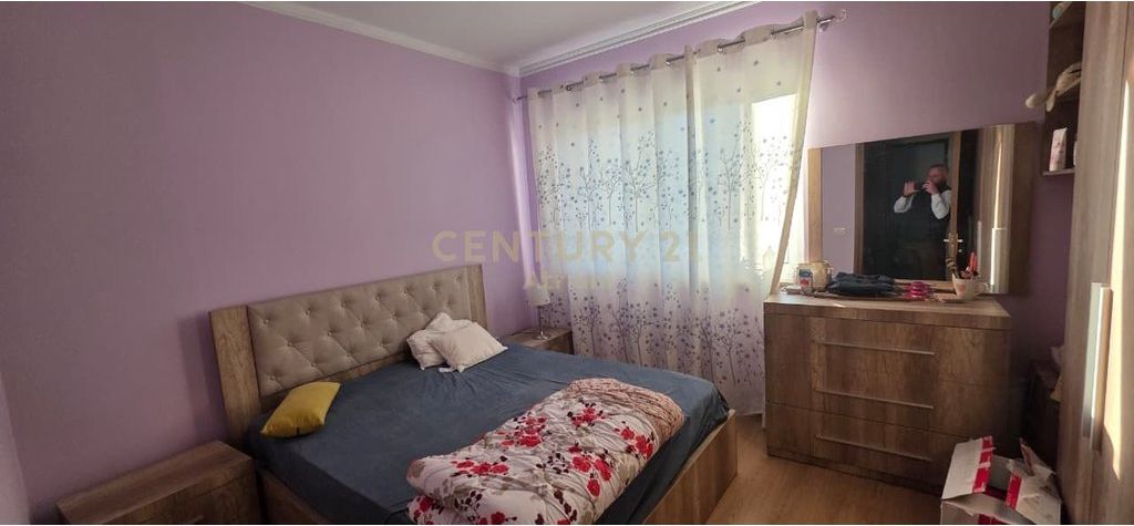 Apartment 1+1 for Rent in Porcelan, Building with Elevator