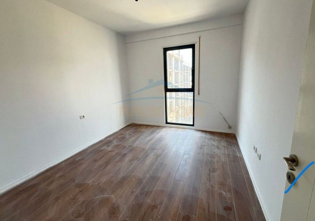 In vendita, Appartamento 2+1+2+Posto Auto, Via Sadik Petrela, Complesso ASL 2, Tirana.