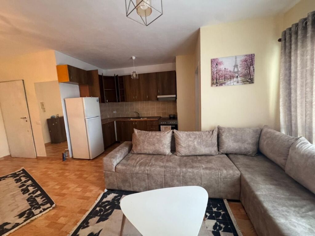 Apartament 2+1, Ish Fusha Aviacionit!