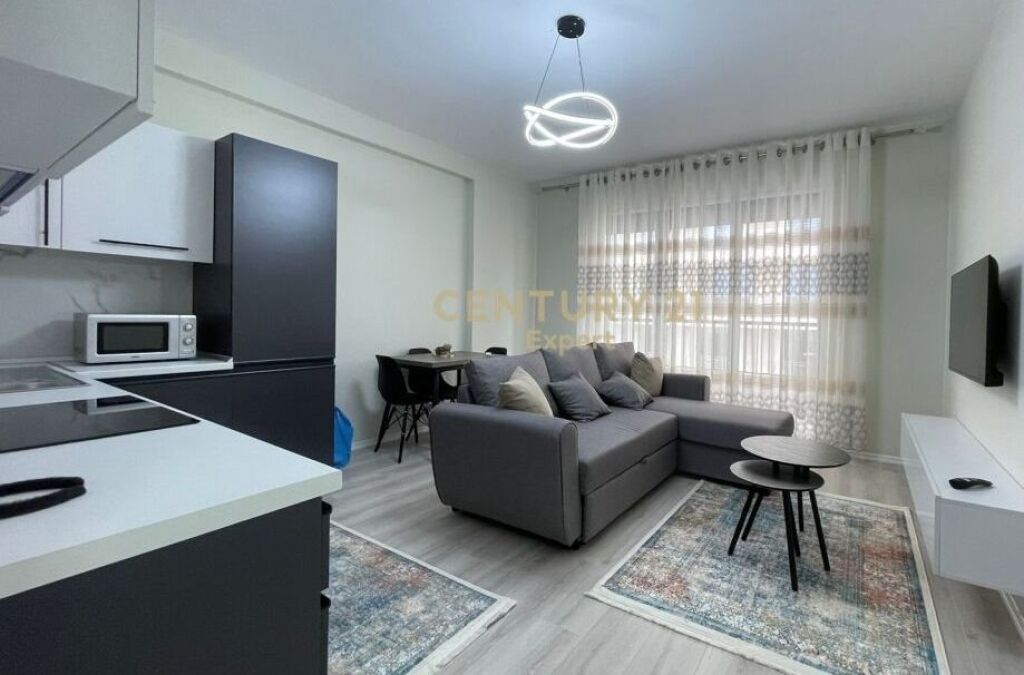 Apartment for rent 2+1+2+ Parking Spot , Durres Street